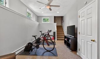 28 Algonquin Ave, Andover, MA 01810