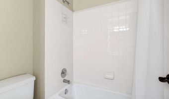 5185 Catalpa Knl, Acworth, GA 30101