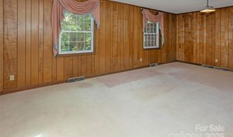 91 Haw Creek Cir, Asheville, NC 28805