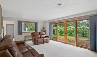 8210 GROVE Ave, Wisconsin Rapids, WI 54494