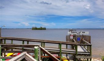 638 Puffin Dr, Barefoot Bay, FL 32976