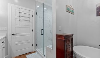 404 Zoarbella Dr, Baxley, GA 31513