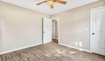 123 Mount Hope Ave, Bangor, ME 04401