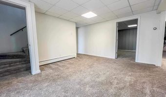 467 Rohr St, Arnolds Park, IA 51331