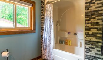 46254 Rutabaga Rd, Askov, MN 55704