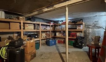 92 Irons Ave, Johnston, RI 02919