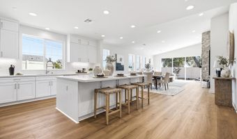 2 W Pine St, Altadena, CA 91001
