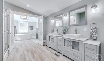 705 E Park Ave, Savannah, GA 31401