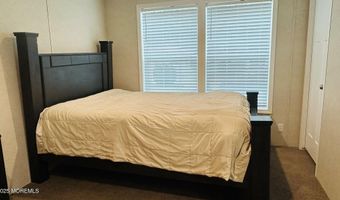120 Redwood Dr, Barnegat, NJ 08005