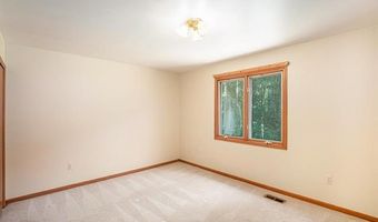 6365 Hayfield Ln, Almont, MI 48003