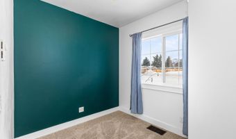 216 COLUMBINE St, Alpine, WY 83128