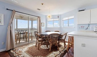 6 Kingfish St, Alligator Point, FL 32346