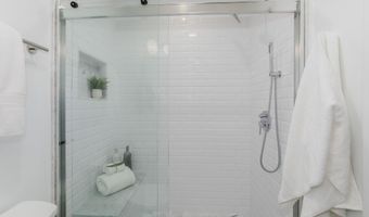 6337 LENOX Rd, Bethesda, MD 20817
