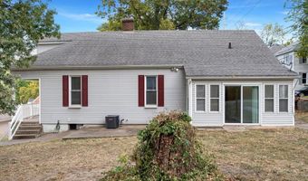 1116 E 5th St, Alton, IL 62002