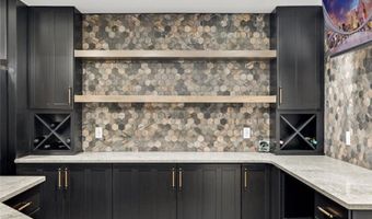 6129 NE Sherman Dr, Ankeny, IA 50021