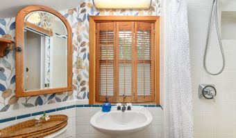 1118 Jenifer St, Madison, WI 53703