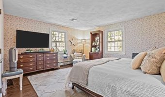 1340 Waterford Dr, East Greenwich, RI 02818