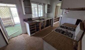 5419 Shady Ln, Anderson, CA 96007