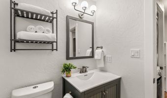3190 ORIOLE St, Springfield, OR 97477