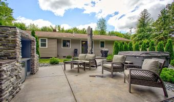 7079 Fillmore St, Allendale, MI 49401