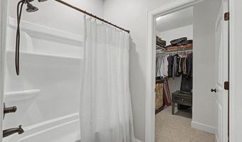8424 Preston Trl, Bentonville, AR 72712