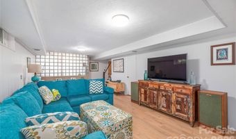 90 Bell Rd, Asheville, NC 28805