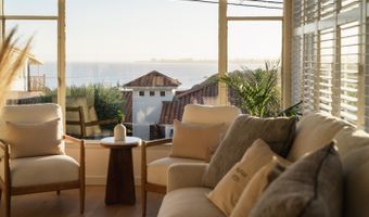 221 Highland Dr, Aptos, CA 95003