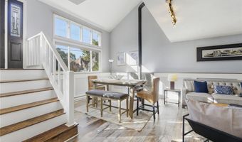 1 Nichole Ln, Coventry, RI 02816