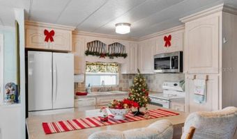 107 HOLIDAY Ln, Auburndale, FL 33823