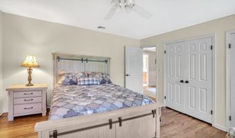 12 E Gate Dr, Alloway, NJ 07418