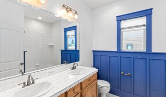 216 COLUMBINE St, Alpine, WY 83128
