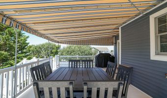 214 Iroquois Ave, Beach Haven, NJ 08008