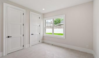 78 Shafter Ave, Albertson, NY 11507