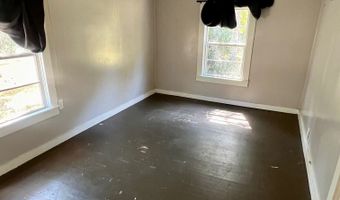 3067 Sr 18, West Point, GA 31833