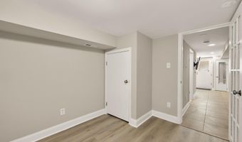 912 I St NE, Washington, DC 20002