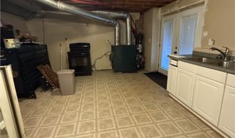 160 Jennifer Dr, Chester, NH 03036