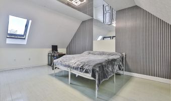 24 Suffolk Ct, Bedford, NH 03110