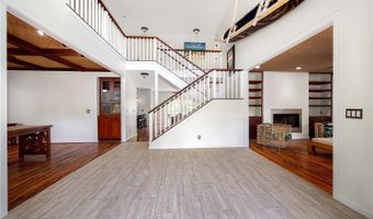 1436 Aalapapa Dr, Kailua, HI 96734