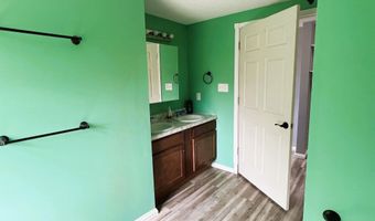 7063 E State Road 54 Rd, Bloomfield, IN 47424