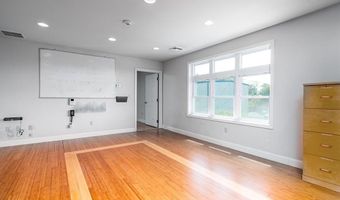 855 Aquidneck Ave 2, Middletown, RI 02842