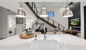 6525 E CAVE CREEK Rd 1, Cave Creek, AZ 85331