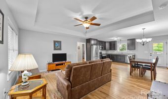17 Laurel Rd, Arden, NC 28704