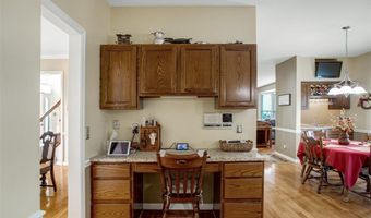 420 April Oaks Ct, Ballwin, MO 63021