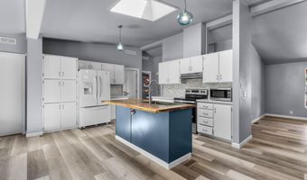 17812 Old Wood Rd, Bend, OR 97707