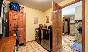 2851 W 2nd Ave, Buffalo, WY 82834