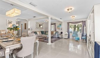 1887 MAYPORT Rd, Atlantic Beach, FL 32233