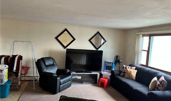 20 Camelia Dr, Cranston, RI 02920