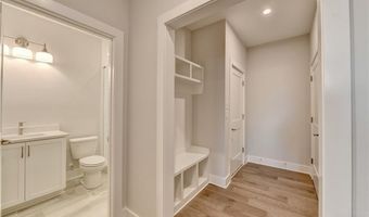 375 Chiswick Cir, Alpharetta, GA 30009