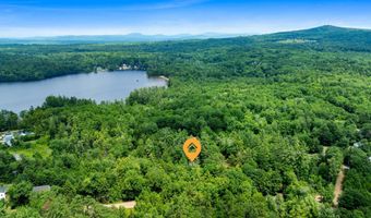70 Meredith Ln, Barnstead, NH 03225