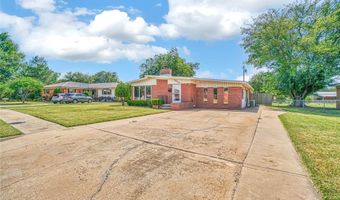 1909 N Flamingo Ln, Altus, OK 73521